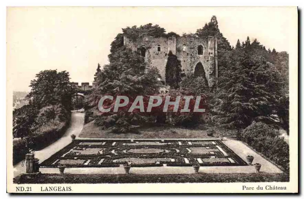 Langeais — Parque do Castelo com ruínas — ND.21 - Frente