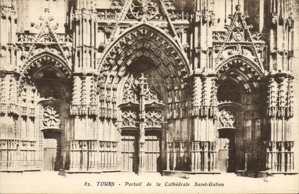 Tours - Portal der Kathedrale Saint-Gatien — Serie 82, Verleger Artaud et Nozais, Nantes - Vorderseite