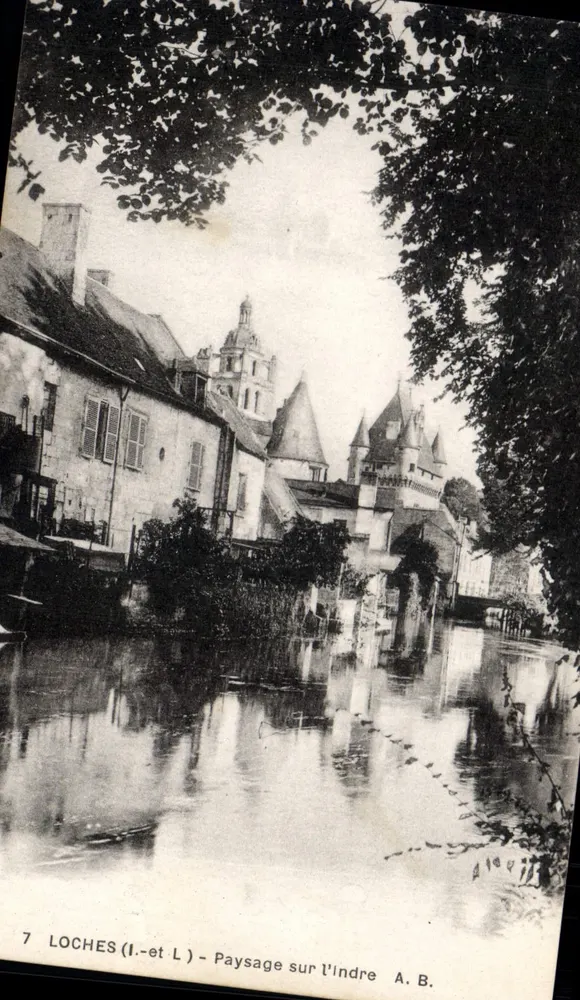 Loches (Loire-et-Loire) - Paisagem sobre o Indre - A. B. - Frente