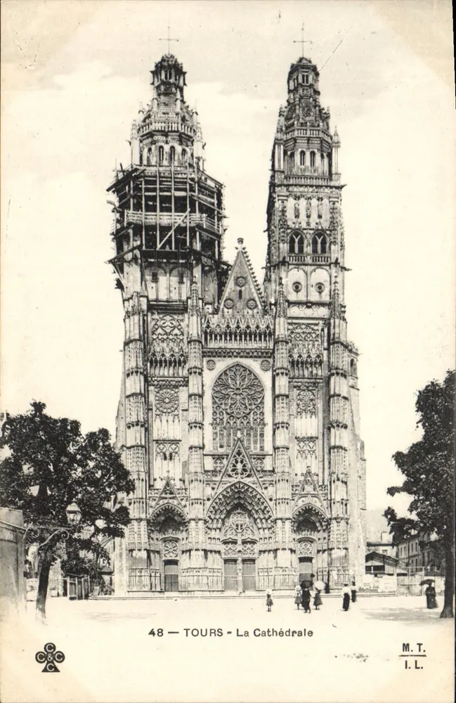 Tours — A Catedral — M.T. I.L. n°48 - Frente