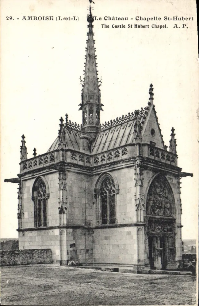 Amboise (Indre-et-Loire) — O Castelo - Capela de São Huberto — A.P. - Frente