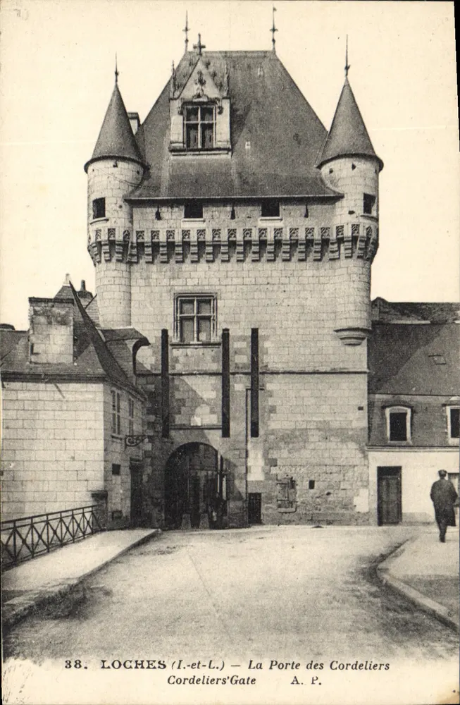 Loches (Loir-et-Cher) — Die Pforte der Cordeliers — A.P. - Vorderseite