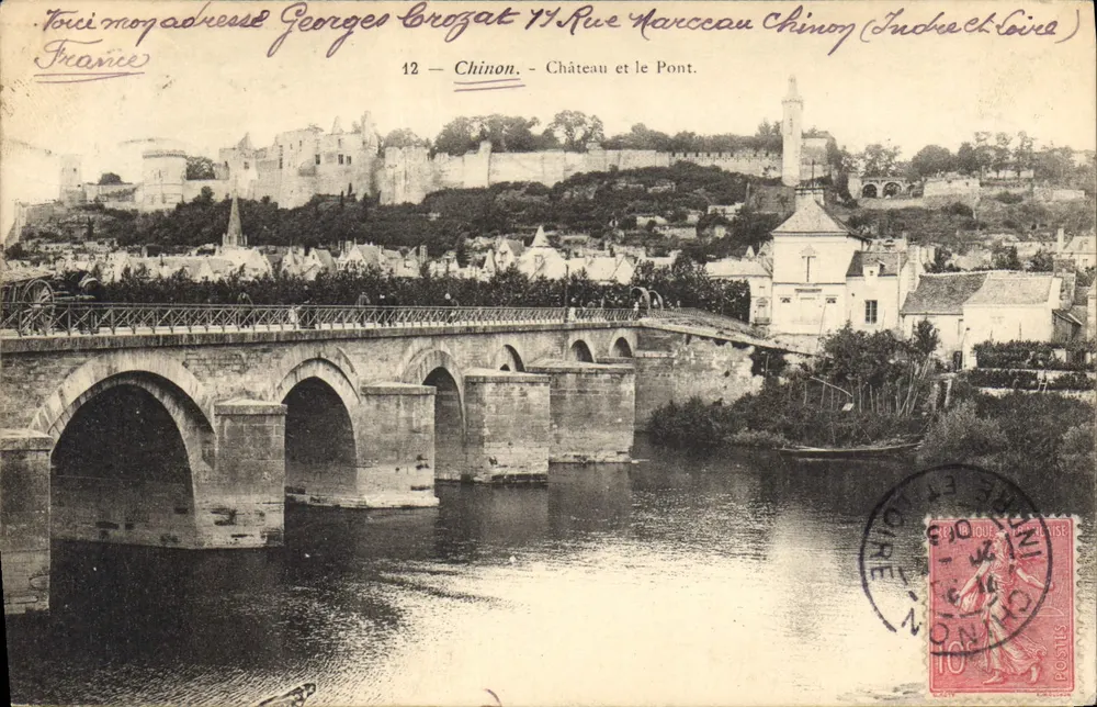 Chinon — Castelo e o Ponte — Editor não identificado, n° de série 12 - Frente