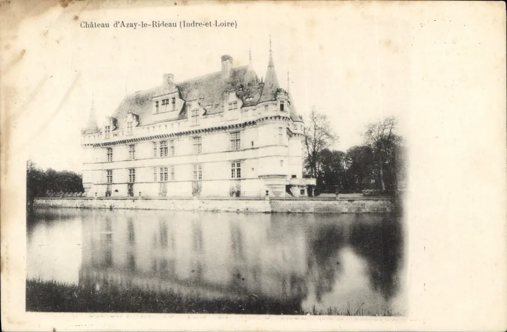 Schloss Azay-le-Rideau (Indre-et-Loire) — Ansicht des Schlosses, reflektiert im Wasser — Verleger E. Biénaime, Amiens - Vorderseite