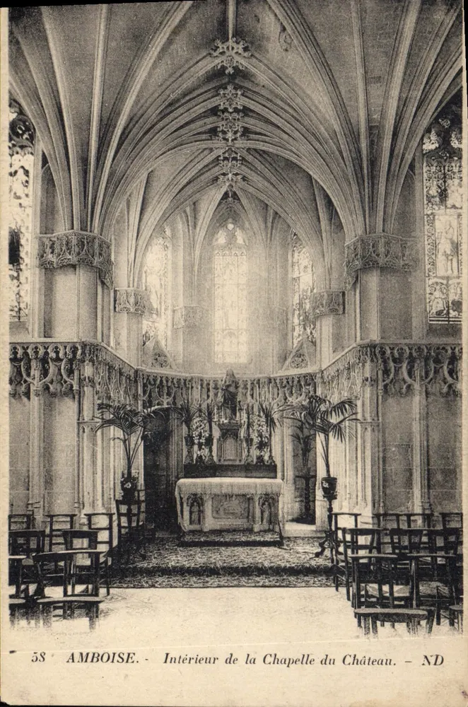Amboise - Interior da Capela do Castelo — ND — Editor ND, n° 58 - Frente
