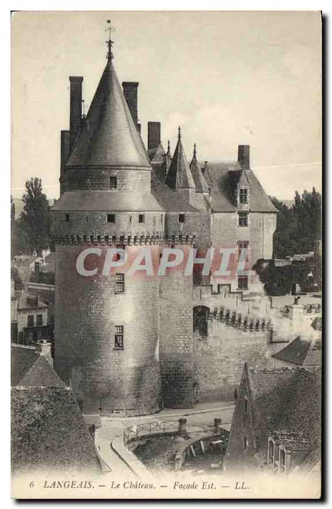 Langeais — O Castelo — Fachada Leste — LL. - Frente