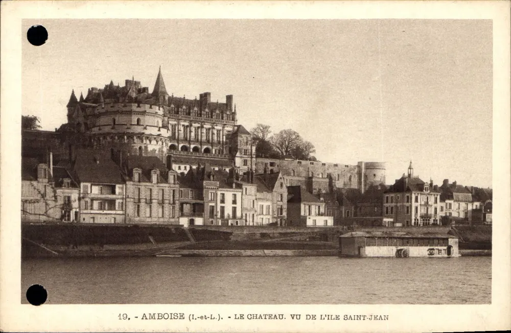 Amboise (Loire-et-Loire) - Das Schloss von der Île Saint-Jean aus gesehen — Luxusserie - J. R. N. - Vorderseite