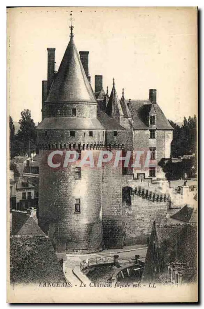 Langeais - O Castelo, fachada leste - LL - Frente