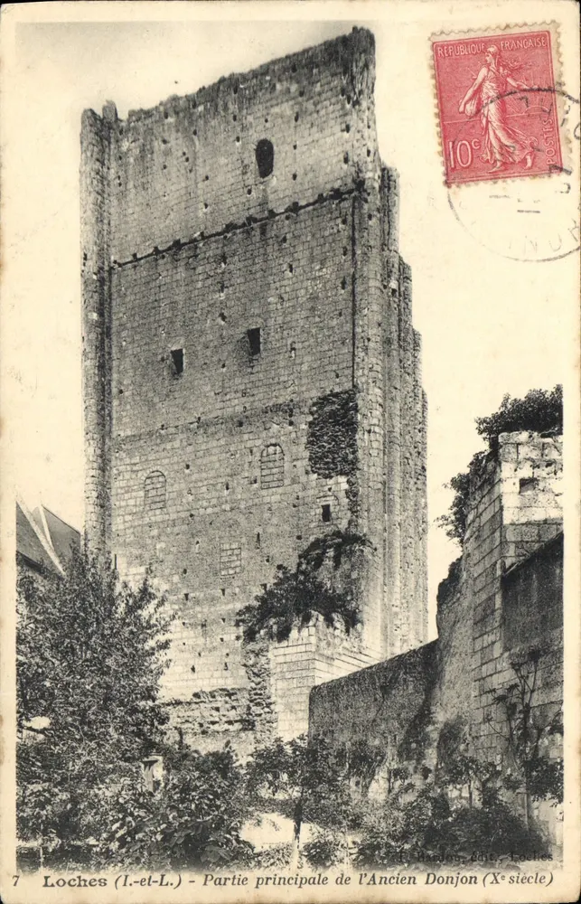 Loches (Loir-et-Cher) — Hauptteil des alten Bergfrieds (10. Jahrhundert) — Verleger: F. Lefebvre, Loches - Vorderseite