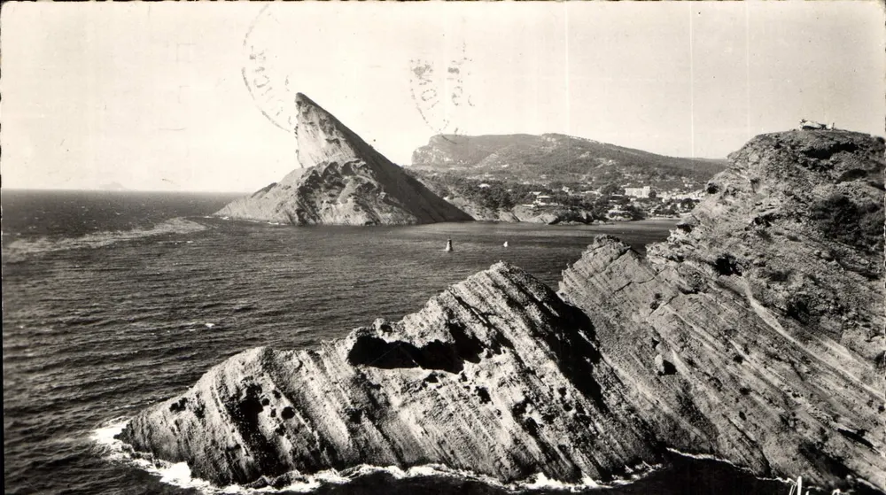 Côte d'Azur — 1247 — LA CIOTAT — Der Adlerkopf von der grünen Insel gesehen — Editions ARIS - Vorderseite