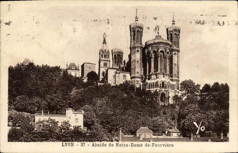 LYON - 37 - Abside świętej Ewanzjuszki — Wydawca J. Collard, Lyon - Awers