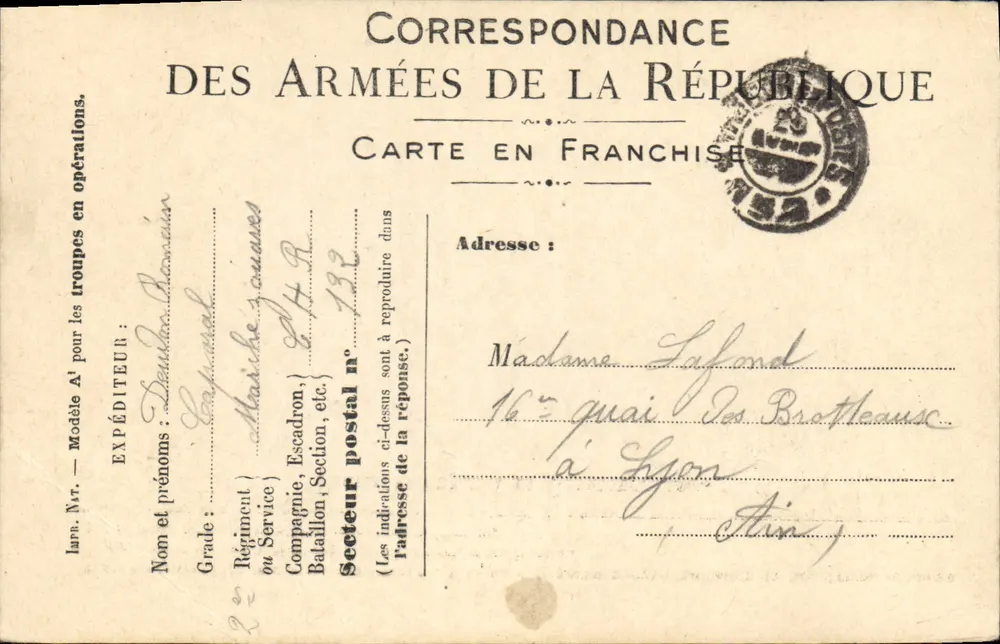 Correspondência das Forças da República — Carta em franquia — Soldado em Lyon - Frente