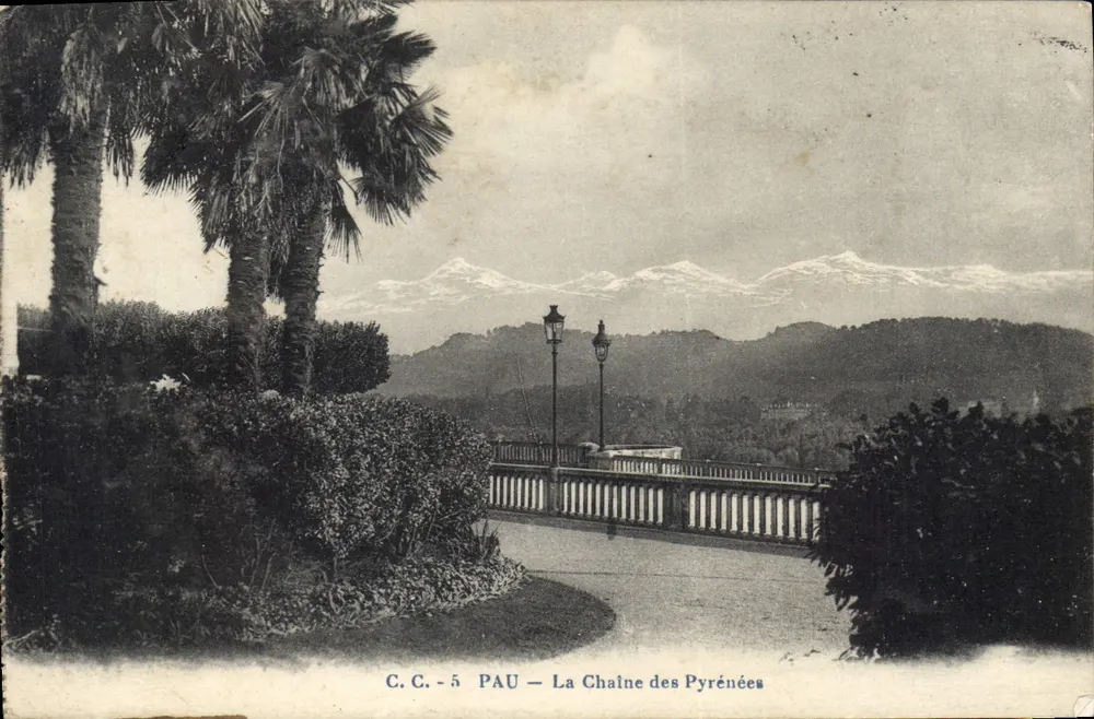 Pau — A Cadeia dos Pirineus — C.C. - 5 - Frente