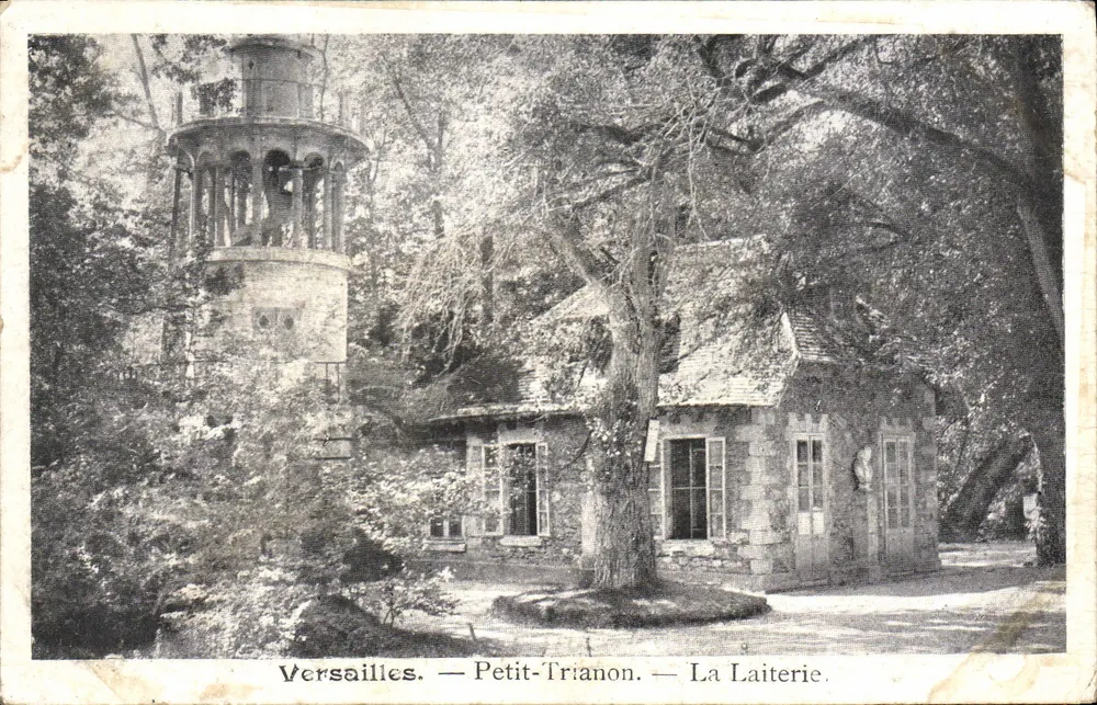 Versailles — Petit-Trianon — A Laiterie - Frente
