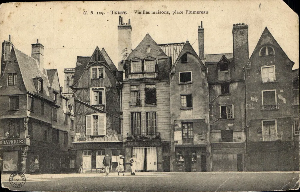 Tours - Alte Häuser, Platz Plumereau — G.B. 129 — Verleger G.B. Tours - Vorderseite