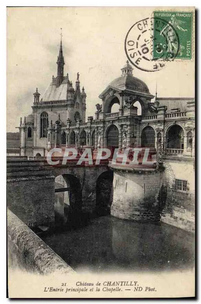 Schloss CHANTILLY — Der Haupteingang und die Kapelle — ND Fotografie - Vorderseite