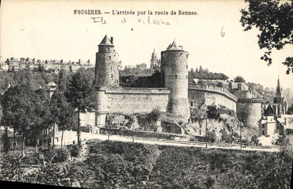 Fougères — Ankunft über die Straße nach Rennes — Verlag Vilaine, Nr. 6 - Vorderseite