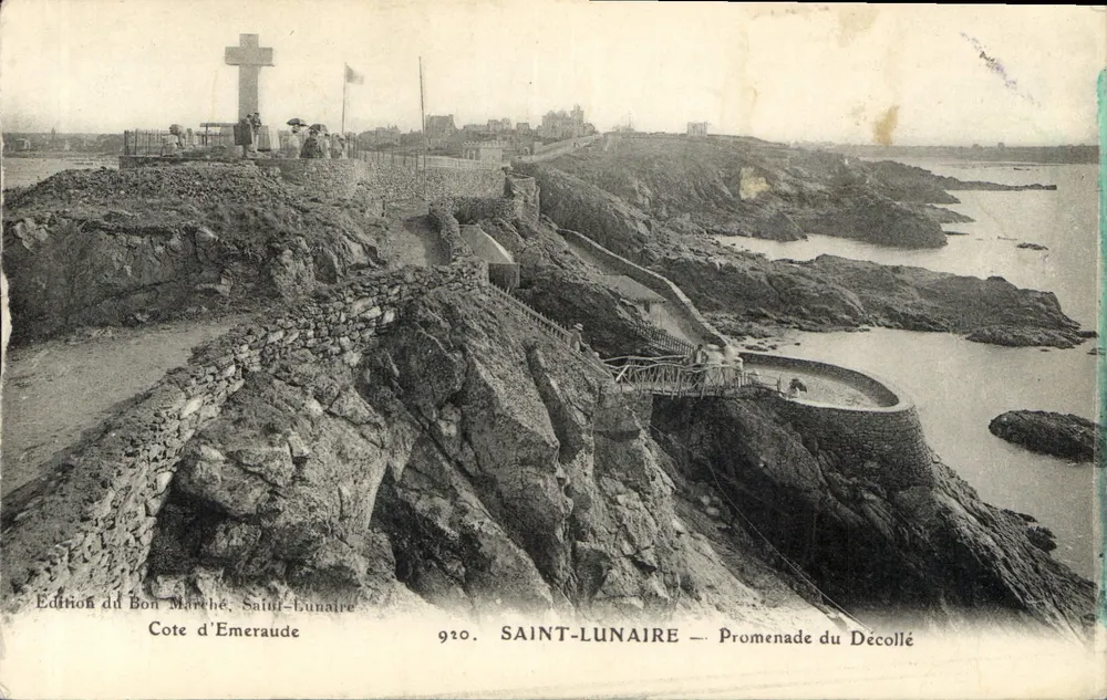 Saint-Lunaire — Promenade du Décollé — Édition du Bon Marché, Saint-Lunaire, n° 920 - Frente
