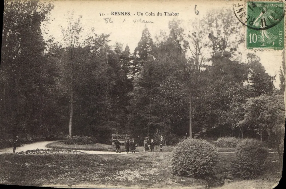 Rennes - Um Canto do Thabor — Coleção A. G. - Frente