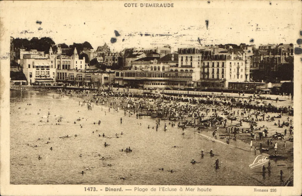 Dinard — Praia da Ecluse com Mar Alto — Rennes 226 - Frente