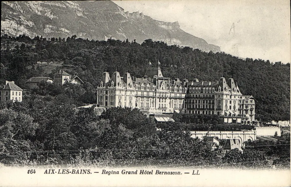 Aix-les-Bains — Regina Grand Hôtel Bernascon — LL - Vorderseite