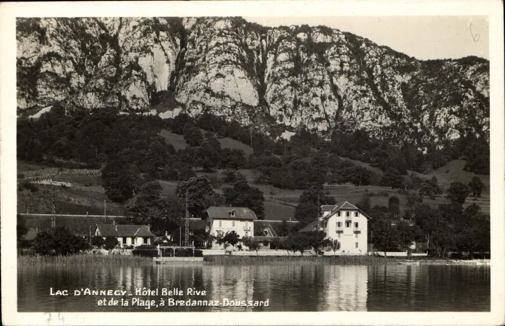 See Annegy und La Plage — Hotel Belle Rive — Bredannaz-Doussard - Vorderseite