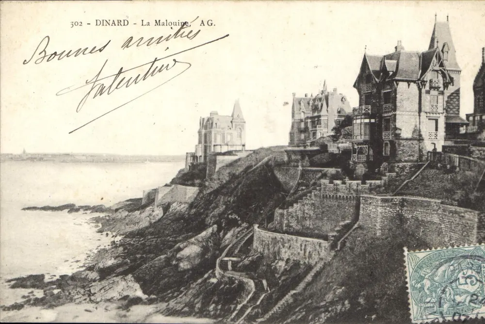 Dinard - La Malouine — widok domów na skałach, wydawca A.G., n° 302 - Awers