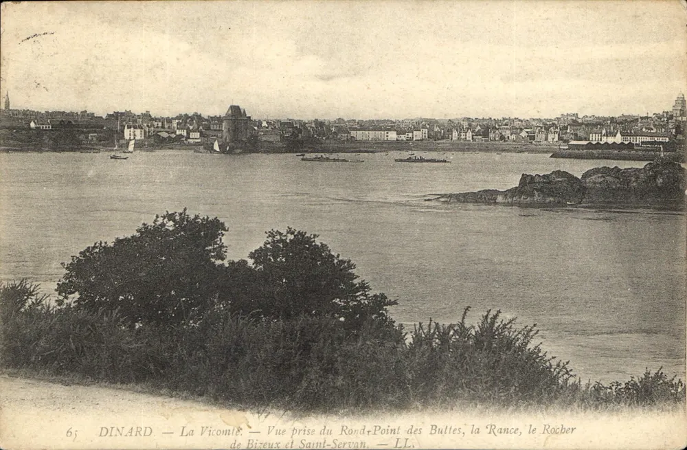 Dinard — Die Vicomté — Aufnahme vom Rond-Point des Buttes, die Rance, der Rocber de Bizeux und Saint-Servan — LL - Vorderseite