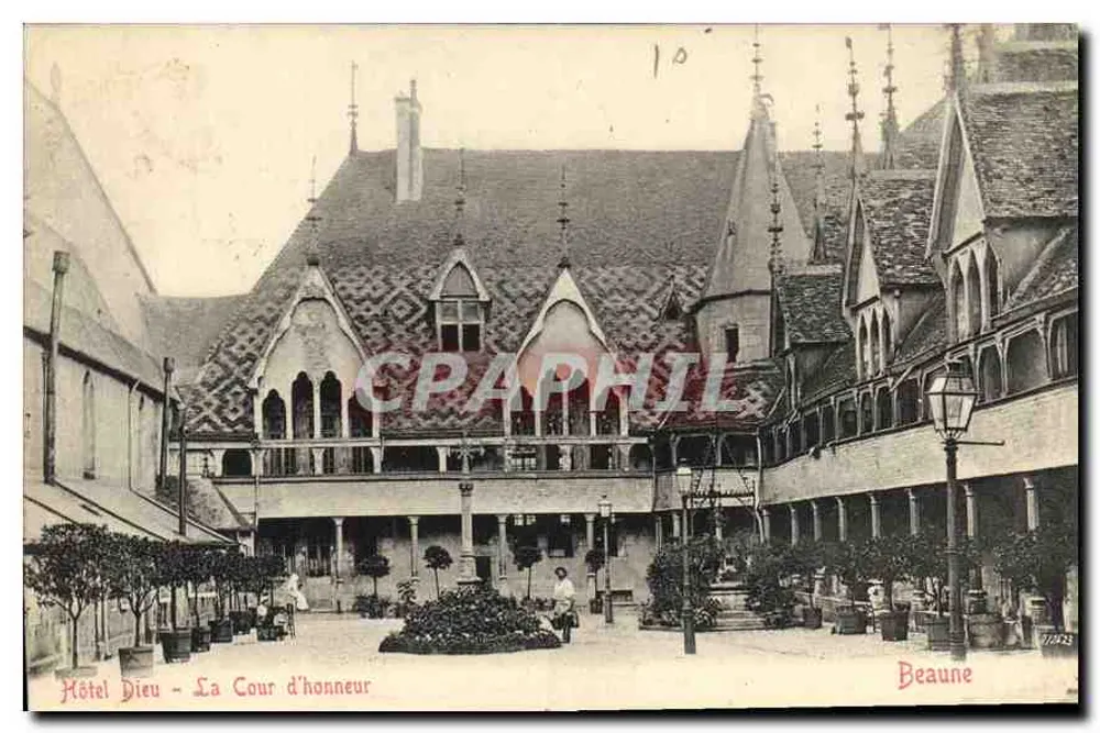 Hôtel Dieu - A Cour de Honra — Beaune - Frente