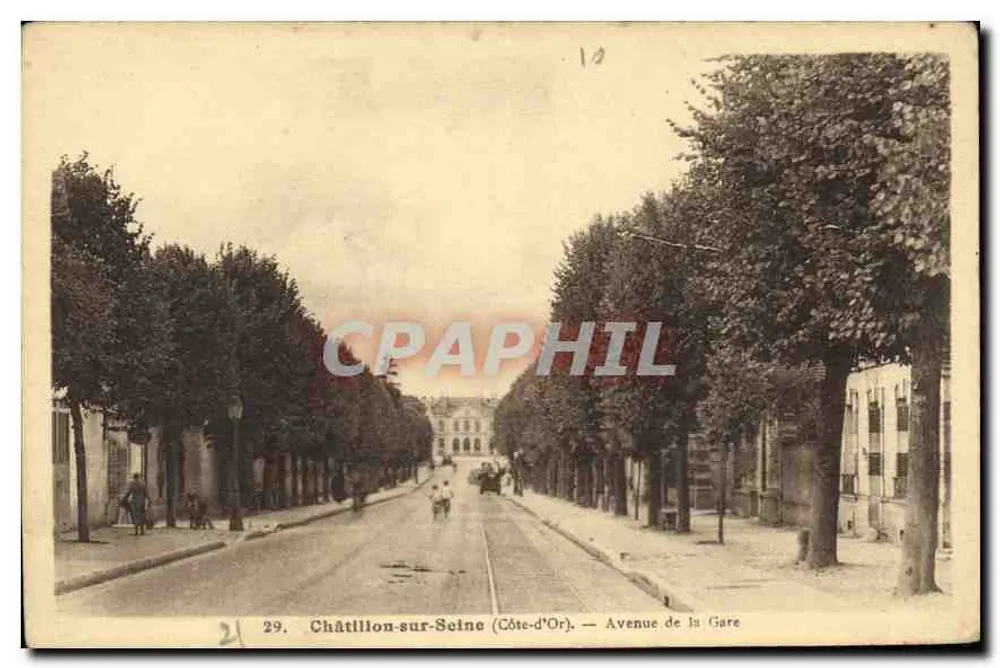 Châtillon-sur-Seine (Côte-d'Or) — Avenue de la Gare - Vorderseite