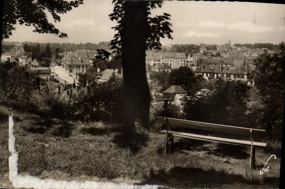 Chatillon-sur-Seine (Côte-d'Or) — algemeen overzicht — Foto Affiliéon Bourgogne - Voorkant