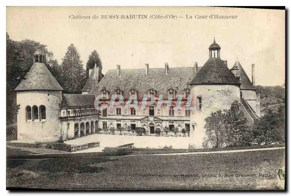 Schloss BUSSY-RABUTIN (Côte-d'Or) — La Cour d'Honneur — L. HUBSON, Foto, 5 Rue Ordener, Paris - Vorderseite