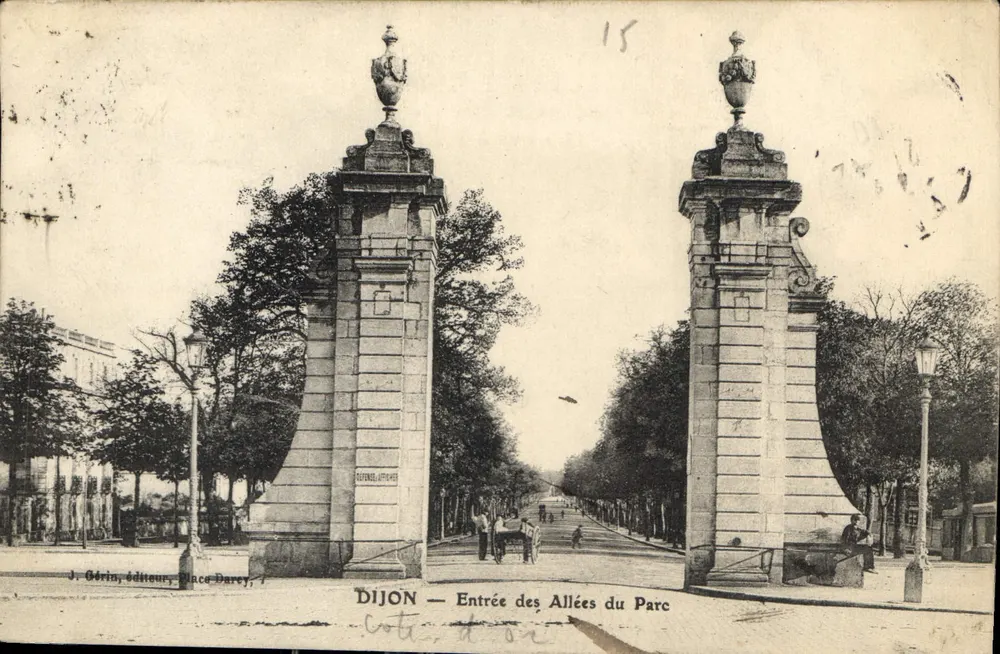 Dijon — Entrada das Alées do Parc — J. Gérin, editor, Placa Baryey, 1 - Frente