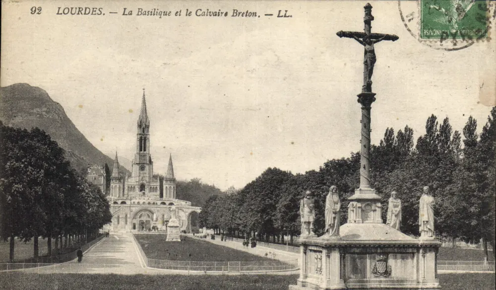 Lourdes — La Basilique et le Calvaire Breton — LL. - Recto