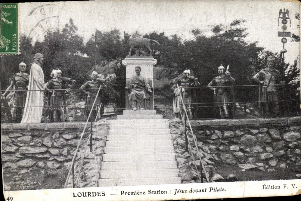 Lourdes — Primeira Estação: Jesus diante de Pilatos — Edição F. V. - Frente
