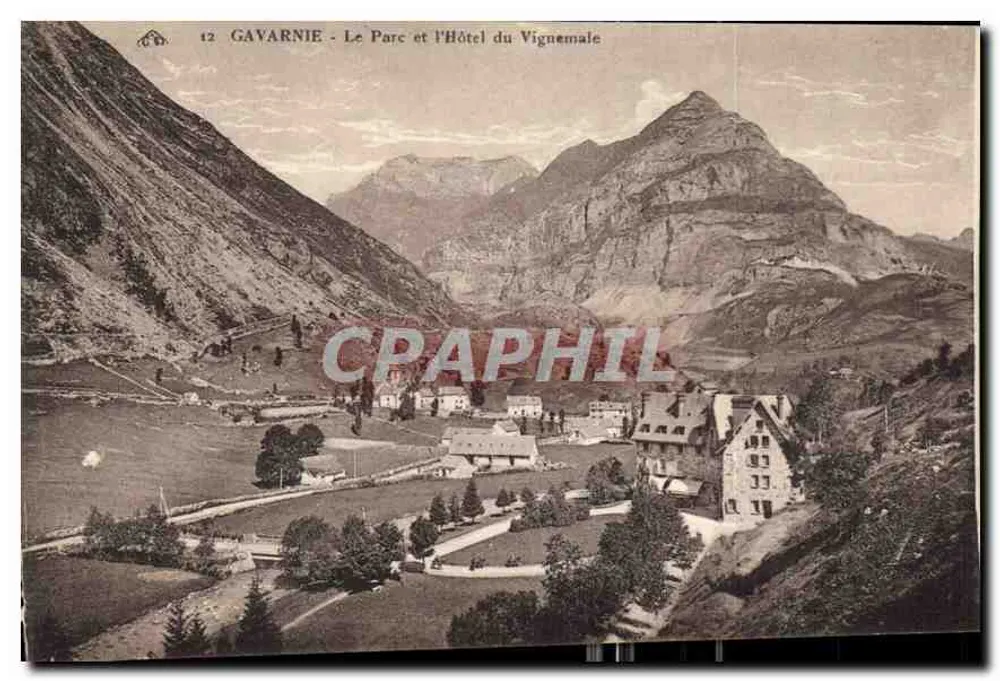 Gavarnie - Der Park und das Hotel Vignemale - Vorderseite