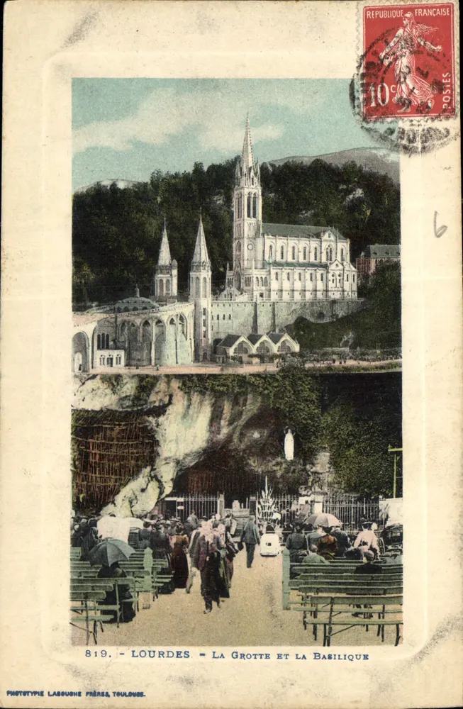 Lourdes - A Gruta e a Basílica — Fototipia Labouche Frères, Toulouse, n°819 - Frente