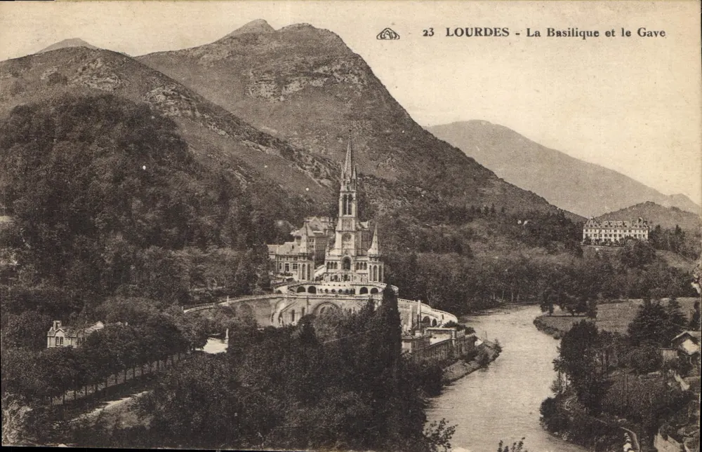 Lourdes - A Basílica e o Gave — editor desconhecido, n° 23 - Frente