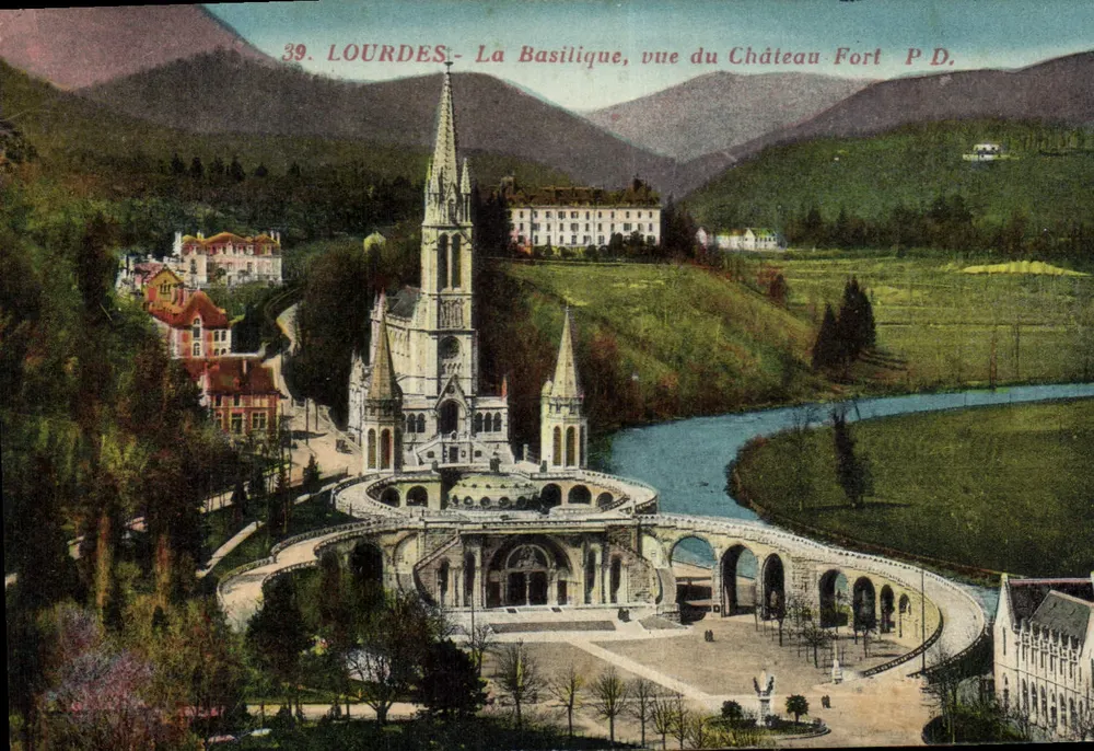 Lourdes - Die Basilika, Ansicht vom Schloss-Fort - P.D. - Vorderseite