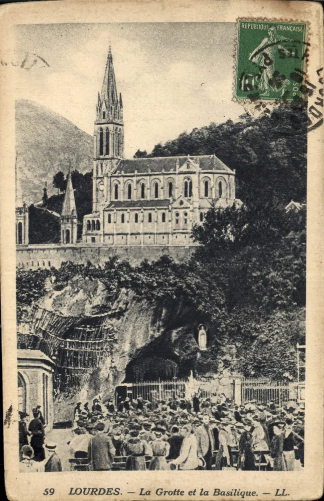 LOURDES — A Gruta e a Basílica — LL. - Frente