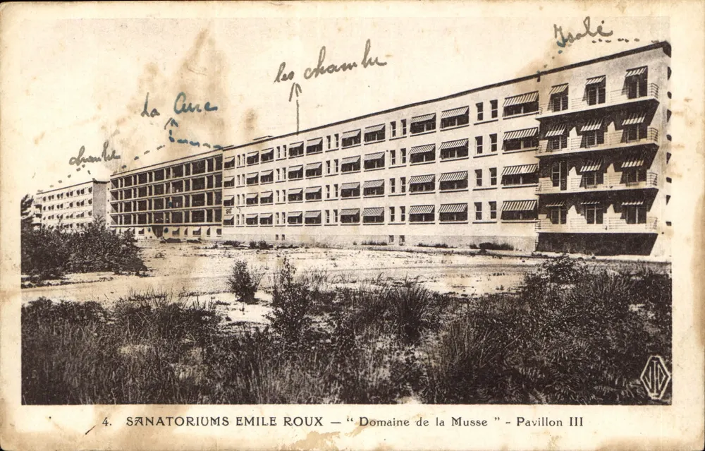 Sanatorium Emile Roux — Domaine de la Musse — Pavillon III - Vorderseite