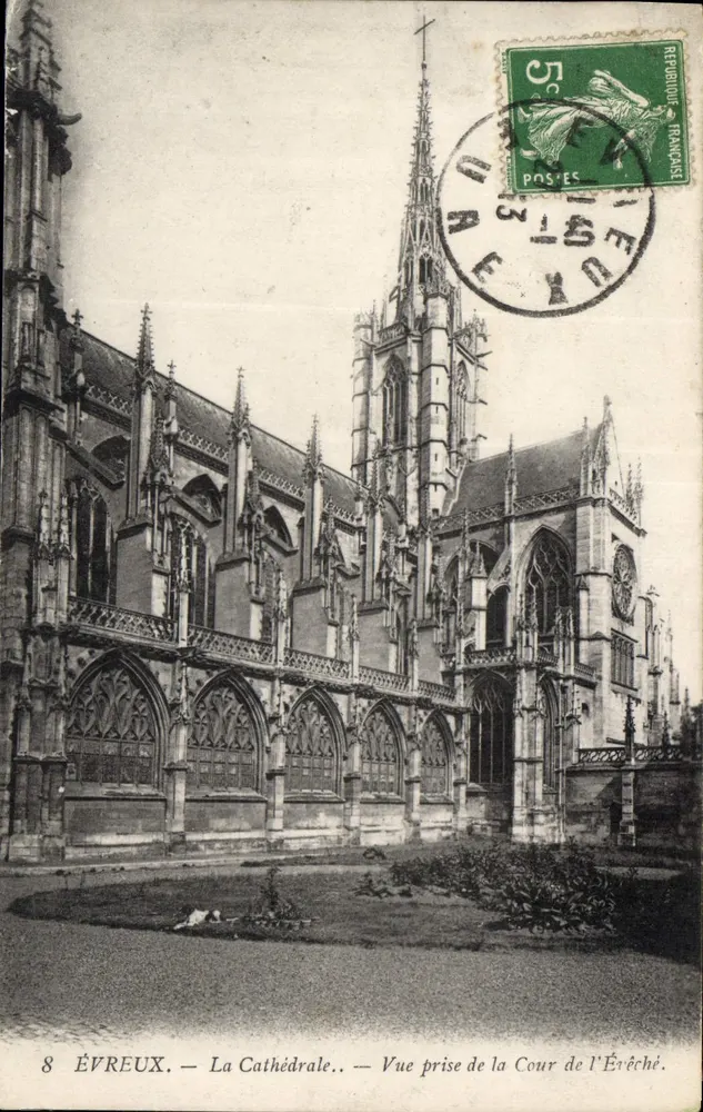 Évreux — Die Kathedrale — Ansicht aus der Cour de l'Évêché - Vorderseite