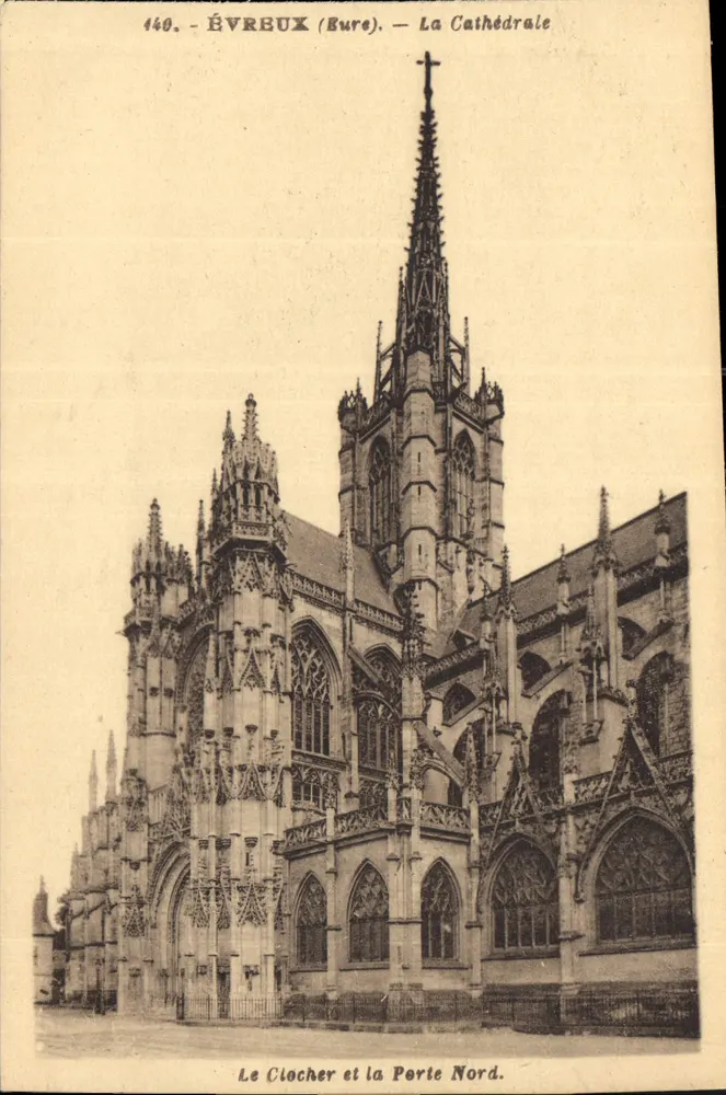 ÉVRBUX (Bure) — Der Turm und das Nordtor — Die Kathedrale - Vorderseite