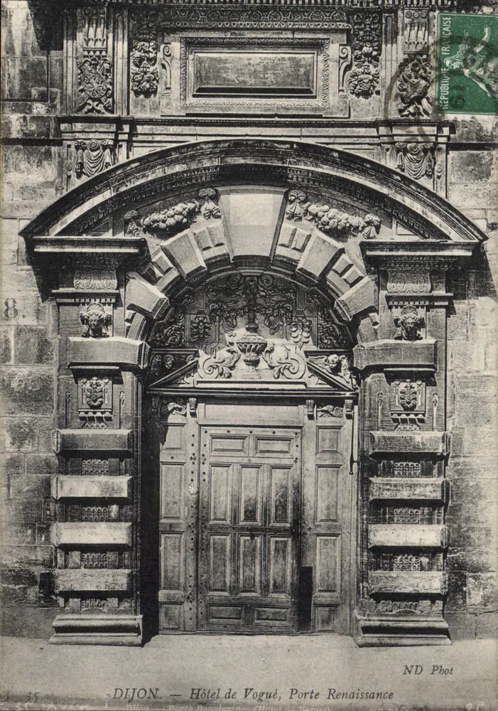 Dijon — Hotel de Vogue, Porta Renascentista — ND Phot - Frente