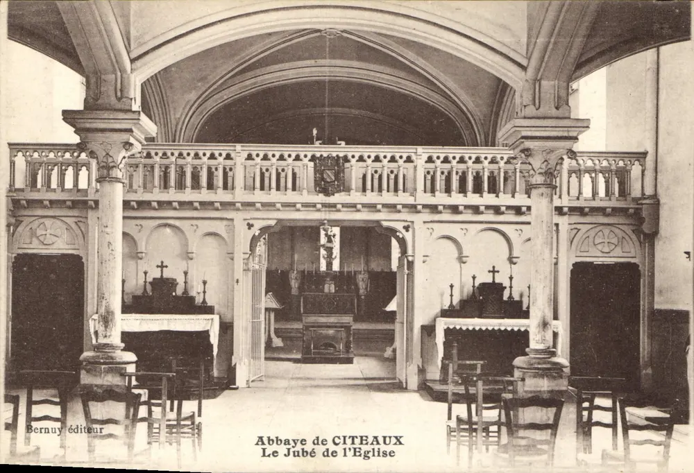 Abadia de Citeaux — O Jubé da Igreja — Bernuy editor - Frente