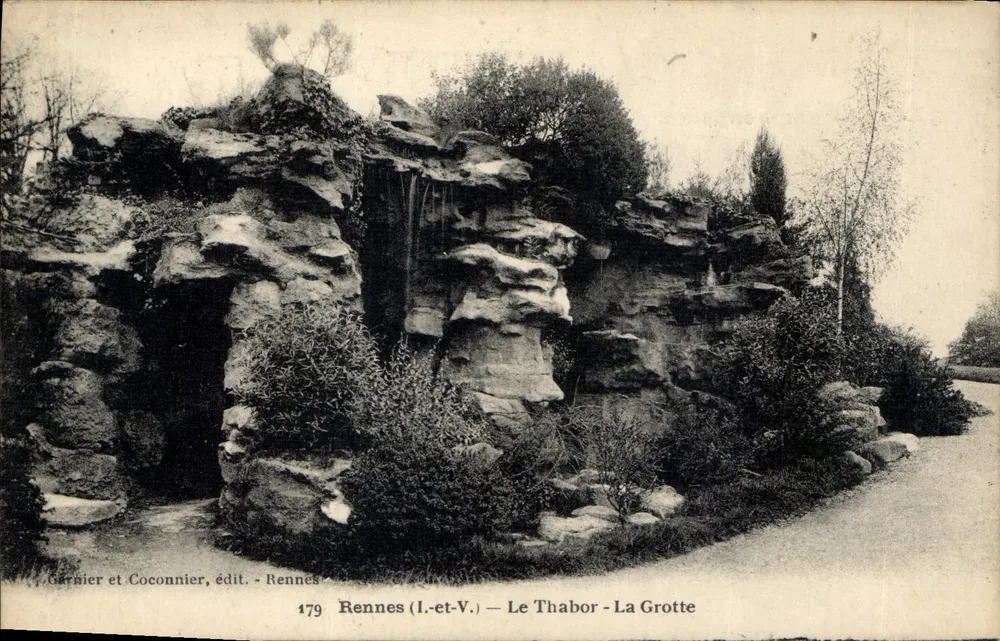 Rennes (I.-et-V.) — O Thabor — A Gruta — Garnier e Coconnier, editor - Rennes - Frente