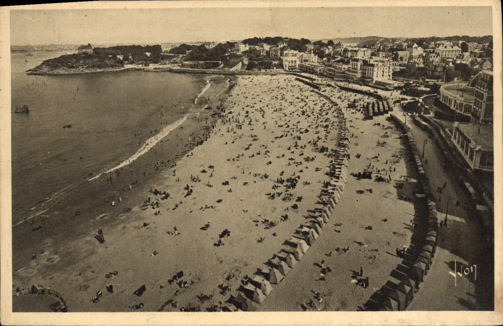 Dinard — Die Strandpromenade und der Punkt Moulinet — Les Éditions d'Art Yvonne, Paris - Vorderseite