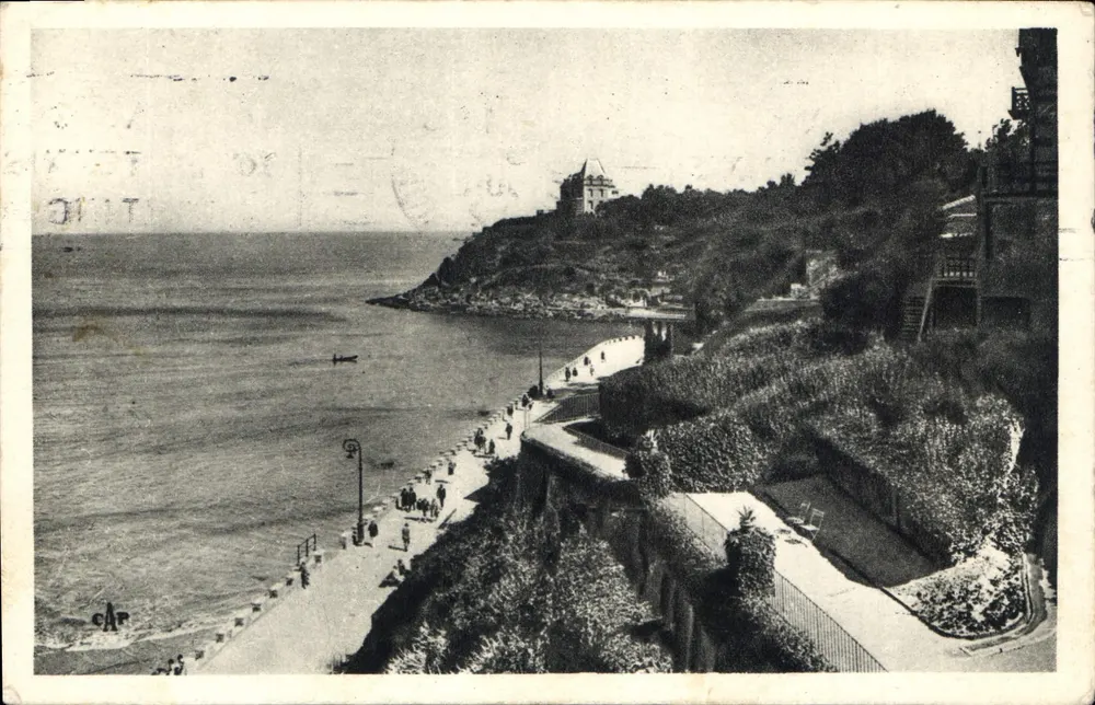 Dinard — Vista tirada do Casino — C.A.P. n°30 - Frente
