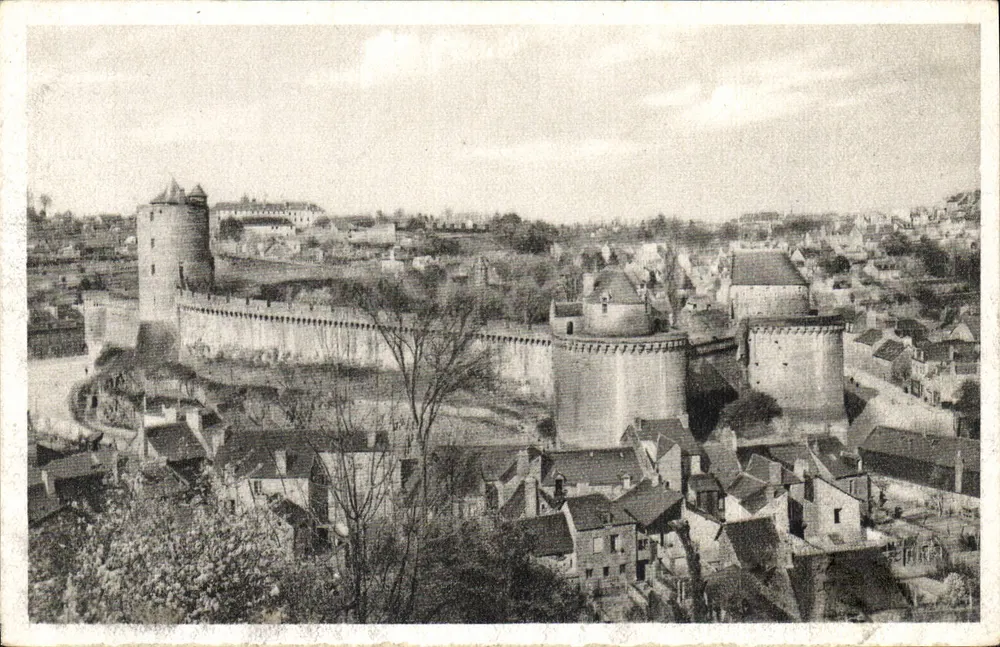 Fougères (Ille-et-Vilaine) — Allgemeiner Blick — Éd. d'Art Bel-France, Caen - Vorderseite