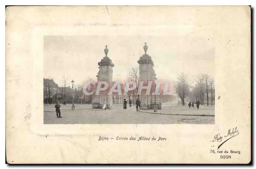 Dijon — Entrada das Alées do Parc — Rue Modèle, 76 rue du Bourg - Frente